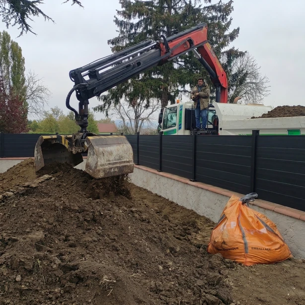 Évacuation de terre après terrassement en Haute-Garonne